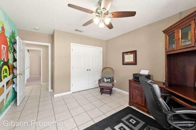 Foto del edificio - 3 br, 2 bath House - 10 Saddle Rock Ridge