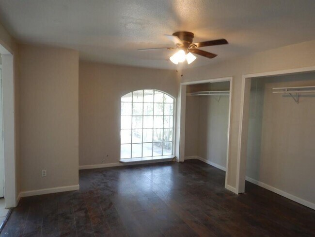 Building Photo - 419 Gammon Dr