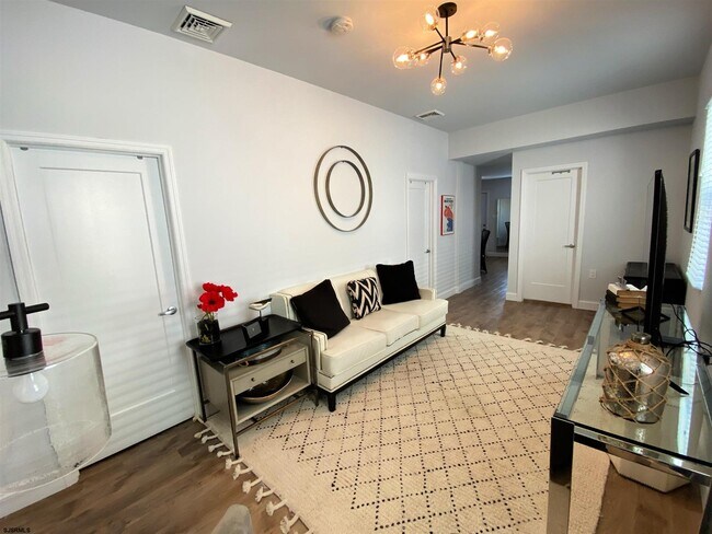 Foto del edificio - 9313 Ventnor Ave