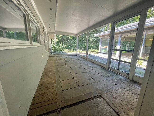 Building Photo - Cayuga Heights Single-Family Home