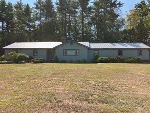 Building Photo - 26 Emily Ln