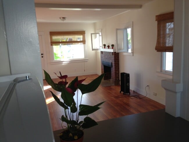 Foto del edificio - 425 Grand Blvd