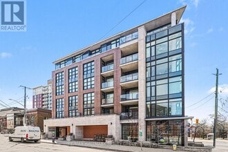 Building Photo - 10 Rosemount Ave