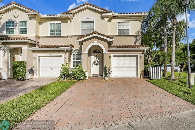 Foto principal - 81 Legacy Ct