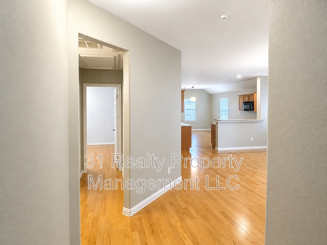 Building Photo - 2119 Hawthorne Brook Ln