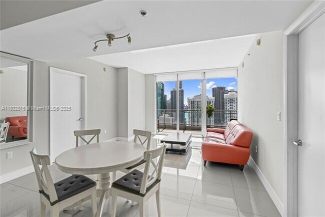 Foto del edificio - 92 SW 3rd St