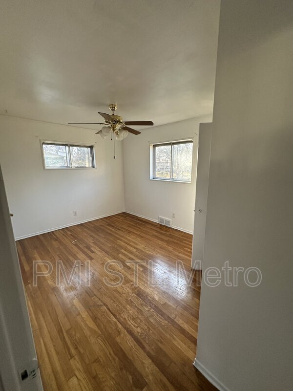 Building Photo - 269 Dashwood Dr