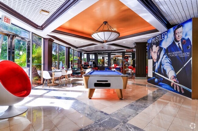 Building Photo - Chateau Mar Golf Resort