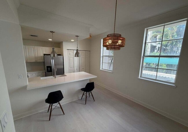 Photo - 695 Hibiscus St Townhome