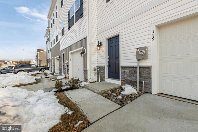 Foto del edificio - 159 Sandy Rdg Rd