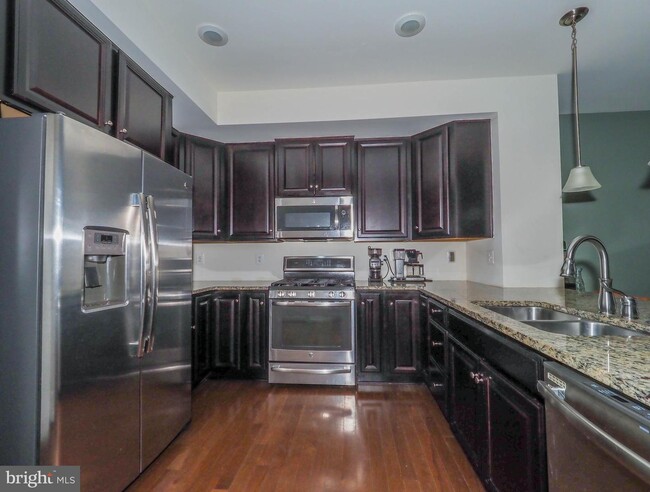 Foto del edificio - 8021 Orchard Grove Rd