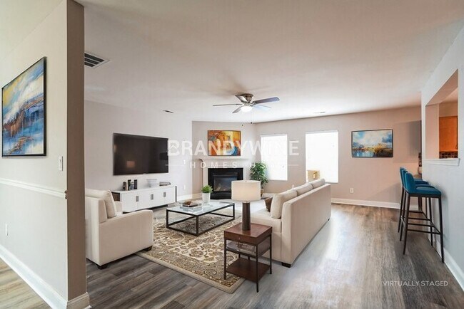 Foto del edificio - 1565 Cold Creek Pl