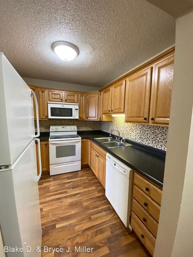 Building Photo - 2 br, 2 bath House - 906 Ridge Rd SE