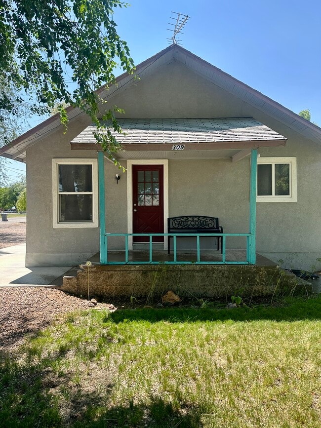 Building Photo - 309 N 200 W