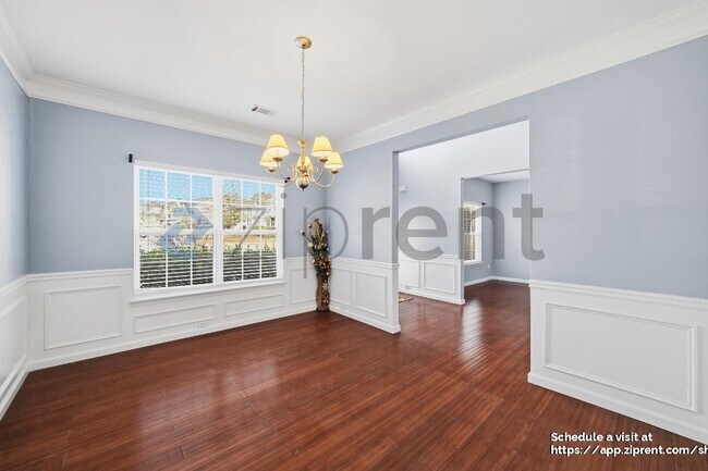 Foto del edificio - 1305 Rockbass Rd