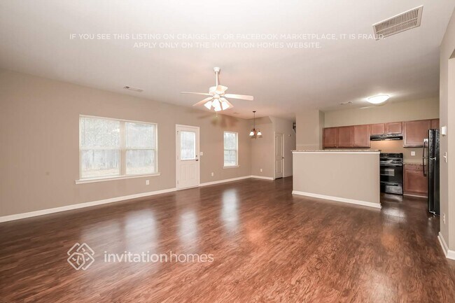 Foto del edificio - 1472 Ewing Farm Dr