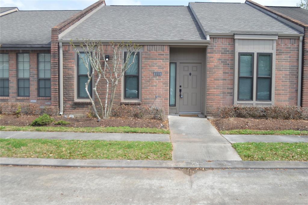 111 Manor Pl, Lake Jackson, TX 77566 House Rental in Lake Jackson, TX