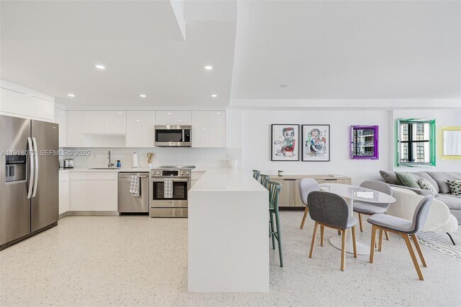 Foto del edificio - 1865 Brickell Ave