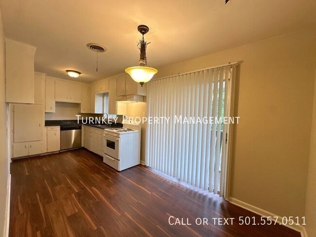 Building Photo - 5218 Nelbrook Dr