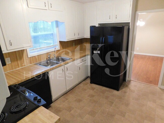 Foto del edificio - 212 Trickum Hills Ln