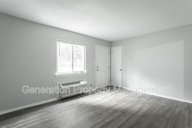 Foto del edificio - 113 Goodson Ave