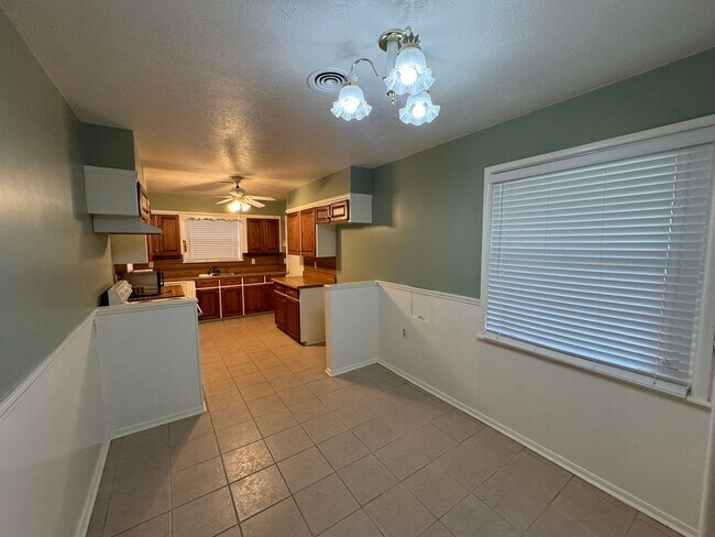 Foto del edificio - Prime Location in Edmond!