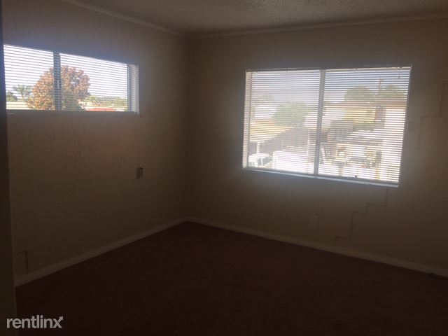 Building Photo - 13737 Inglewood Ave