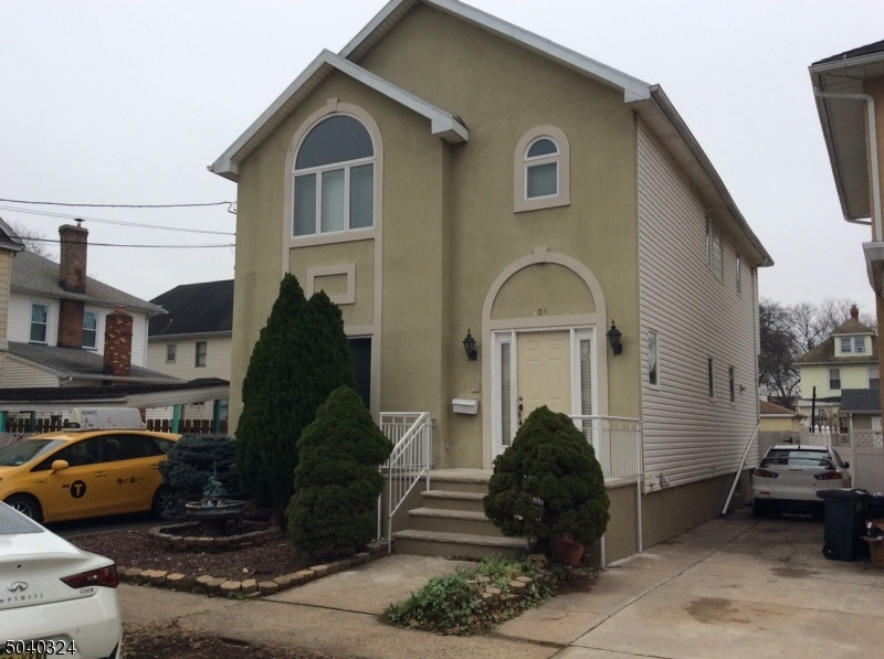 Primary Photo - 508 Burnham Rd