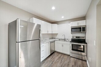 Building Photo - 4060 Royer Rd