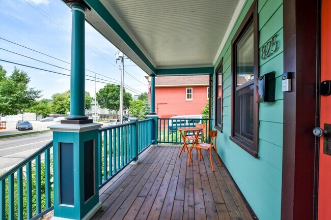 Foto del edificio - 825 Williamson St