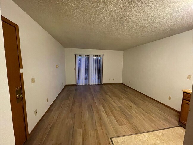 Foto del edificio - Lovely 1 bed- 1 bath Condo