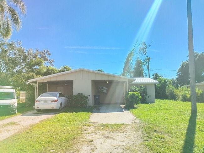 Photo - 4507 86th St Ct W Townhome