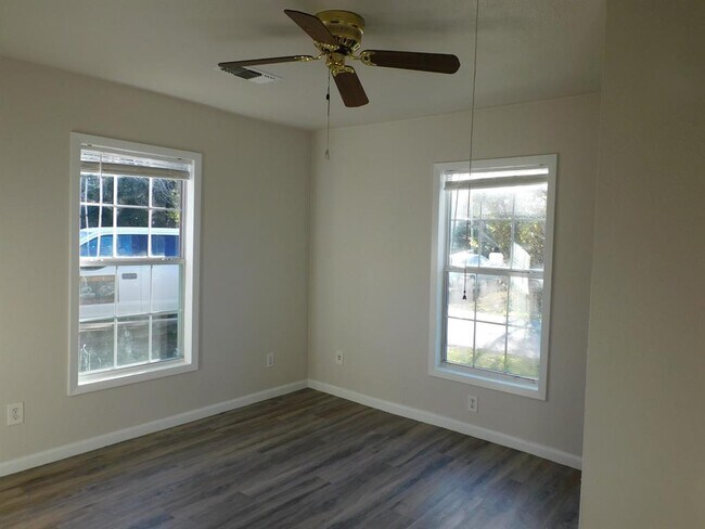 Foto del edificio - 1320 Green St