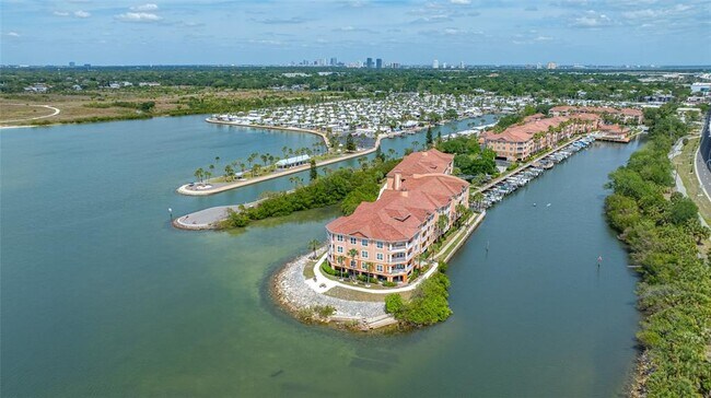 Foto del edificio - 5000 Culbreath Key Way