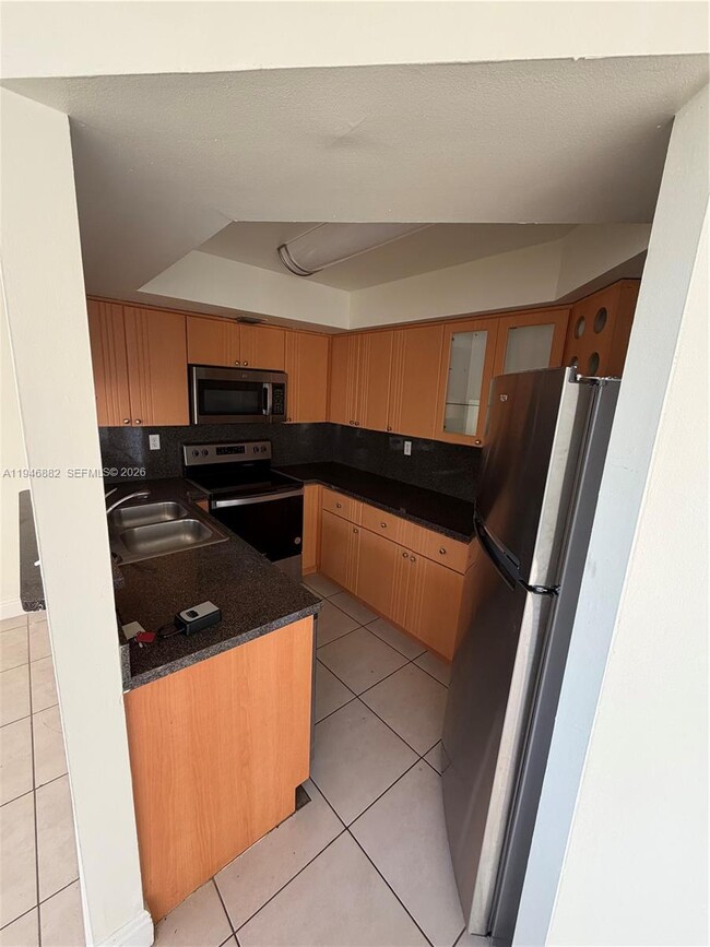 Building Photo - 8205 SW 152nd Ave