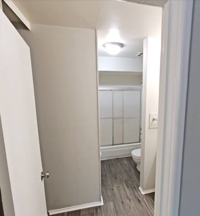Interior Photo - The Groves Apartments and Townhomes
