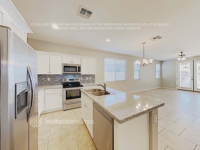 Building Photo - 17769 W Post Dr