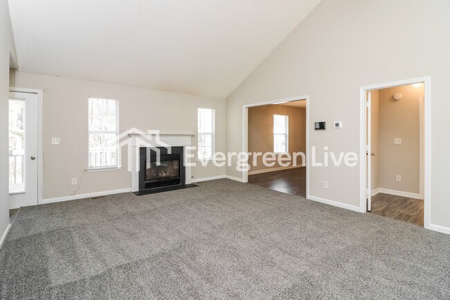 Foto del edificio - 7331 Bramble Oak Dr