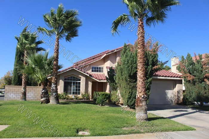 Primary Photo - POOL HOME in East Lancaster 4 BD/ 3BTH