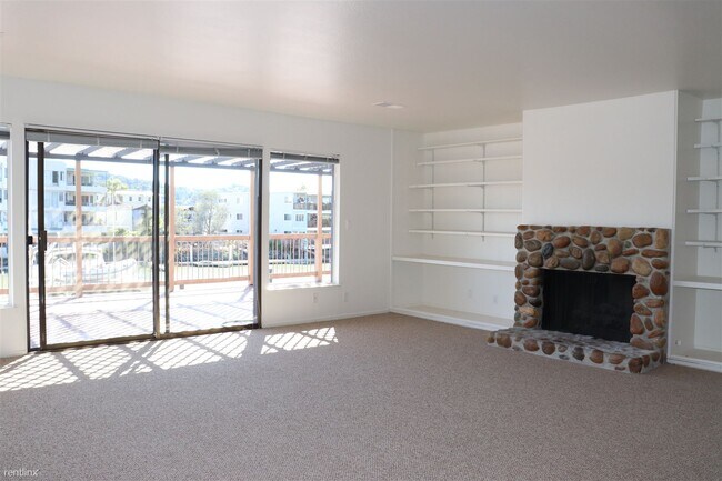 Foto del edificio - 3 br, 2 bath Duplex - 20 Mooring Road
