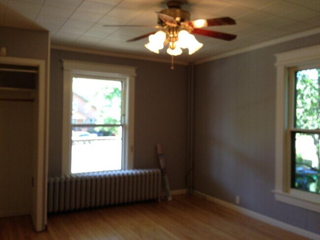 Foto del edificio - 239 W Arrowhead Rd