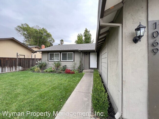 Foto del edificio - 4 br, 2 bath House - 1069 Kansas Street