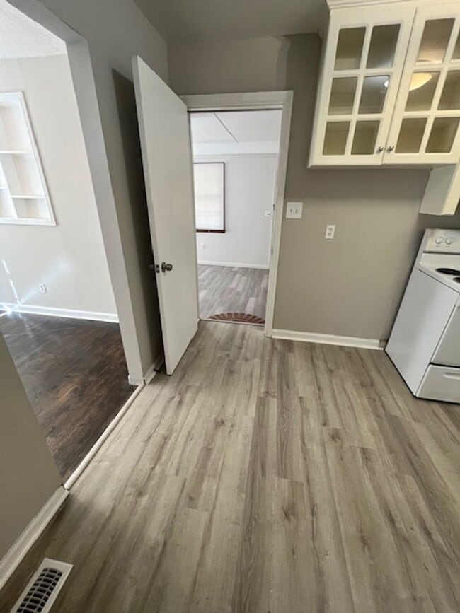 Foto del edificio - Beautiful 4 Bed, 2 Bath Brick Home Near Robins Air Force Base!