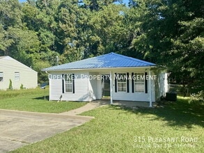 Building Photo - 315 Pleasant Rd