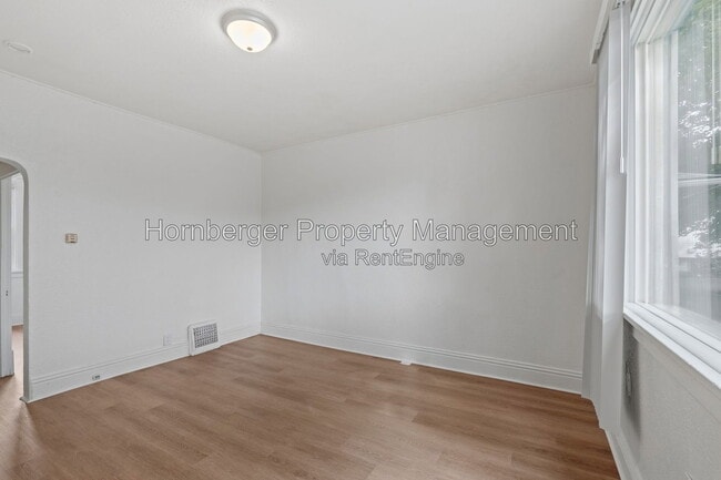Building Photo - 1509 N Wall St