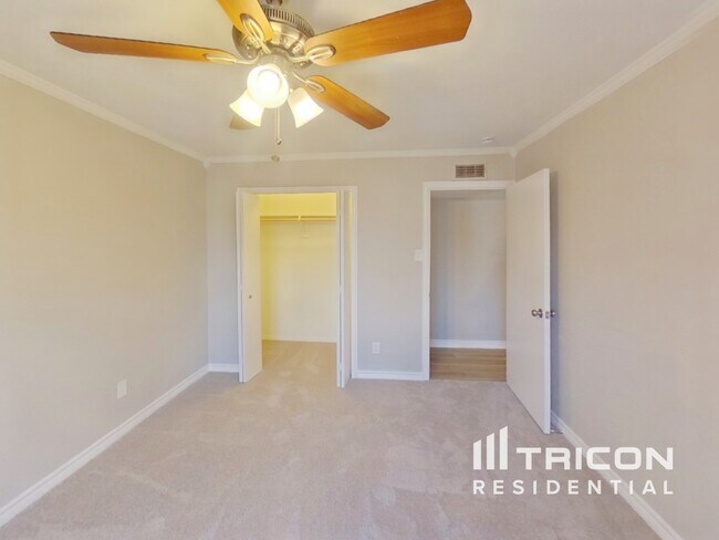 Foto del edificio - 3109 Nutmeg Ln