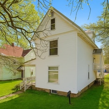 Building Photo - 520 W Bucyrus St