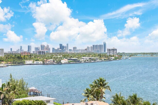 Foto del edificio - 4000 Towerside Terrace