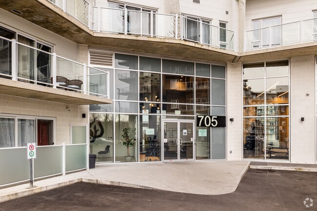 Building Photo - TerraNova 2