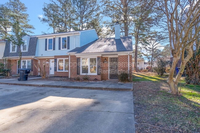 Foto del edificio - 5627 Trafalgar Arch